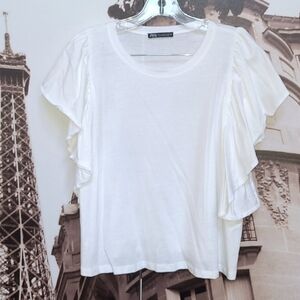 NWOT ZARA White Tshirt With Ruffled Sleeves. Size L #1-0241